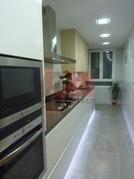 луксозни кухненски шкафове София